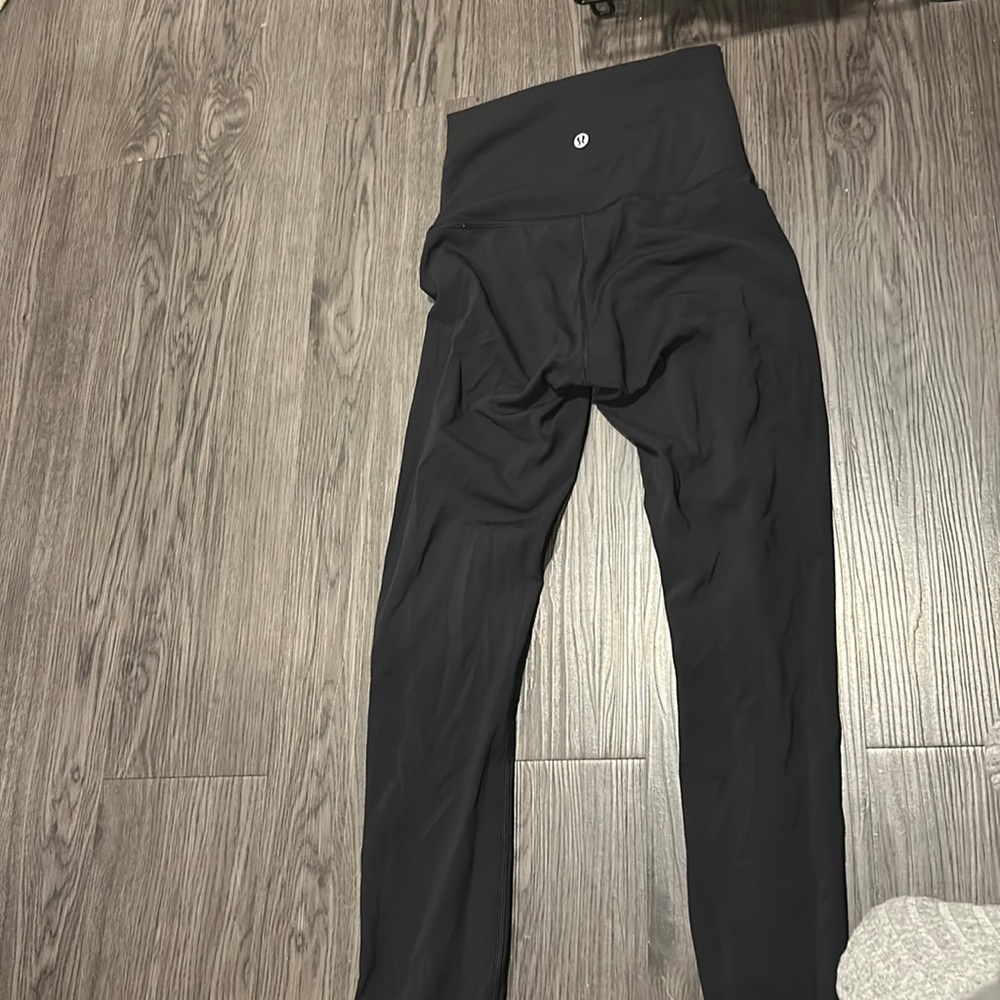 COPY - Black lululemon leggings